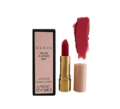 gucci lip colour